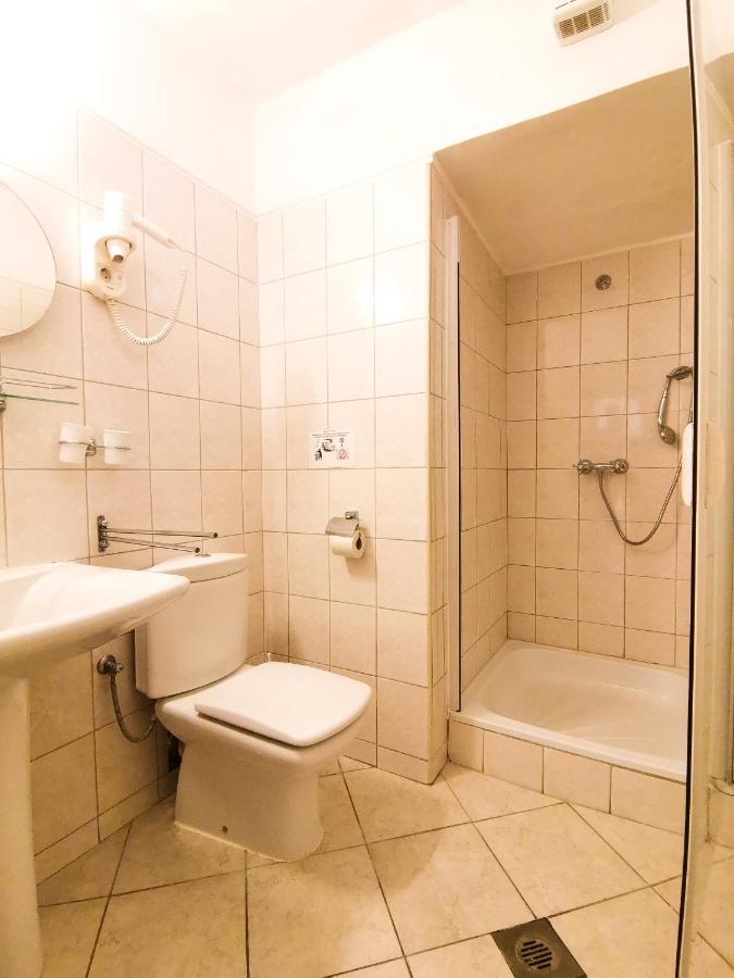Monarchy Residence Budapest Ngoại thất bức ảnh