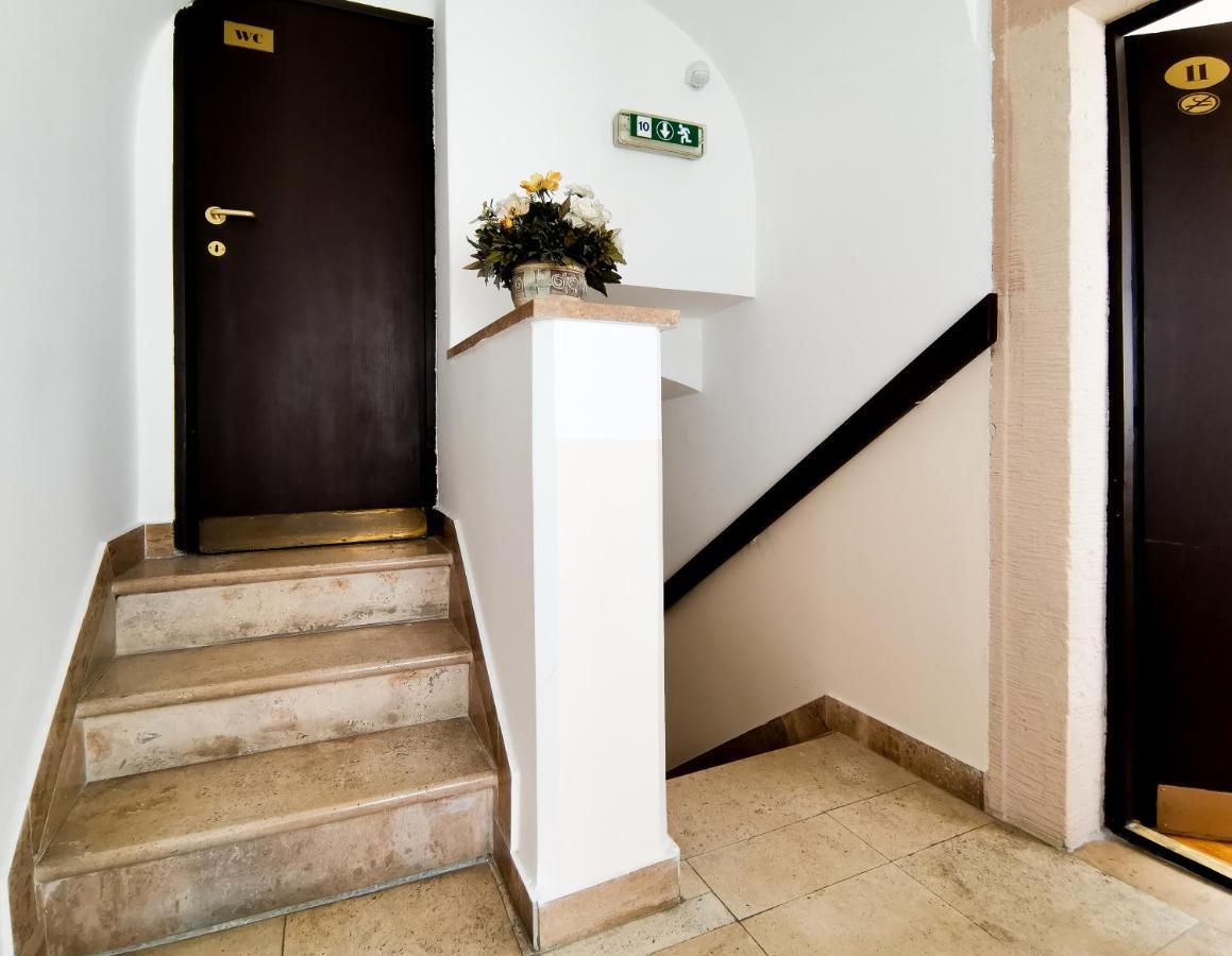 Monarchy Residence Budapest Ngoại thất bức ảnh